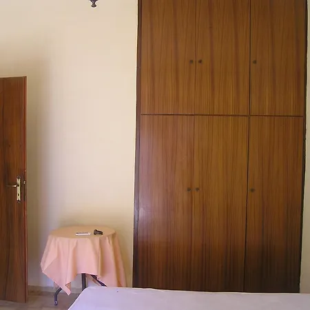 George's House * La Canea